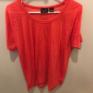 Red/orange top